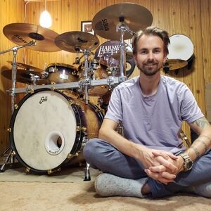 Meet your Posher, Adam